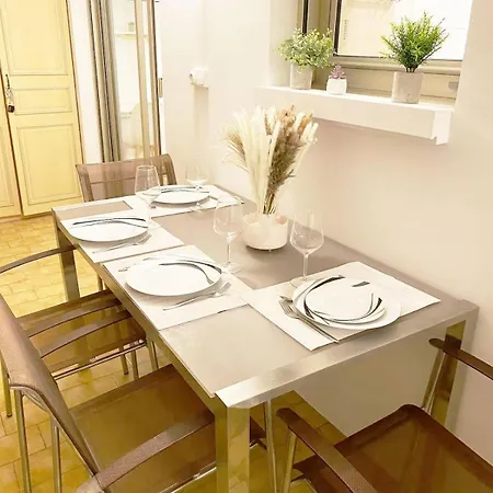 2p Avec Parking, Renove, Proche Gare-plage * Cannes