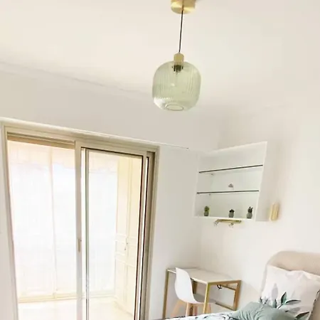 2p Avec Parking, Renove, Proche Gare-plage Cannes